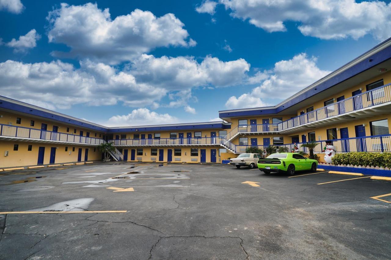 Sandals Inn Дейтона Бийч Екстериор снимка